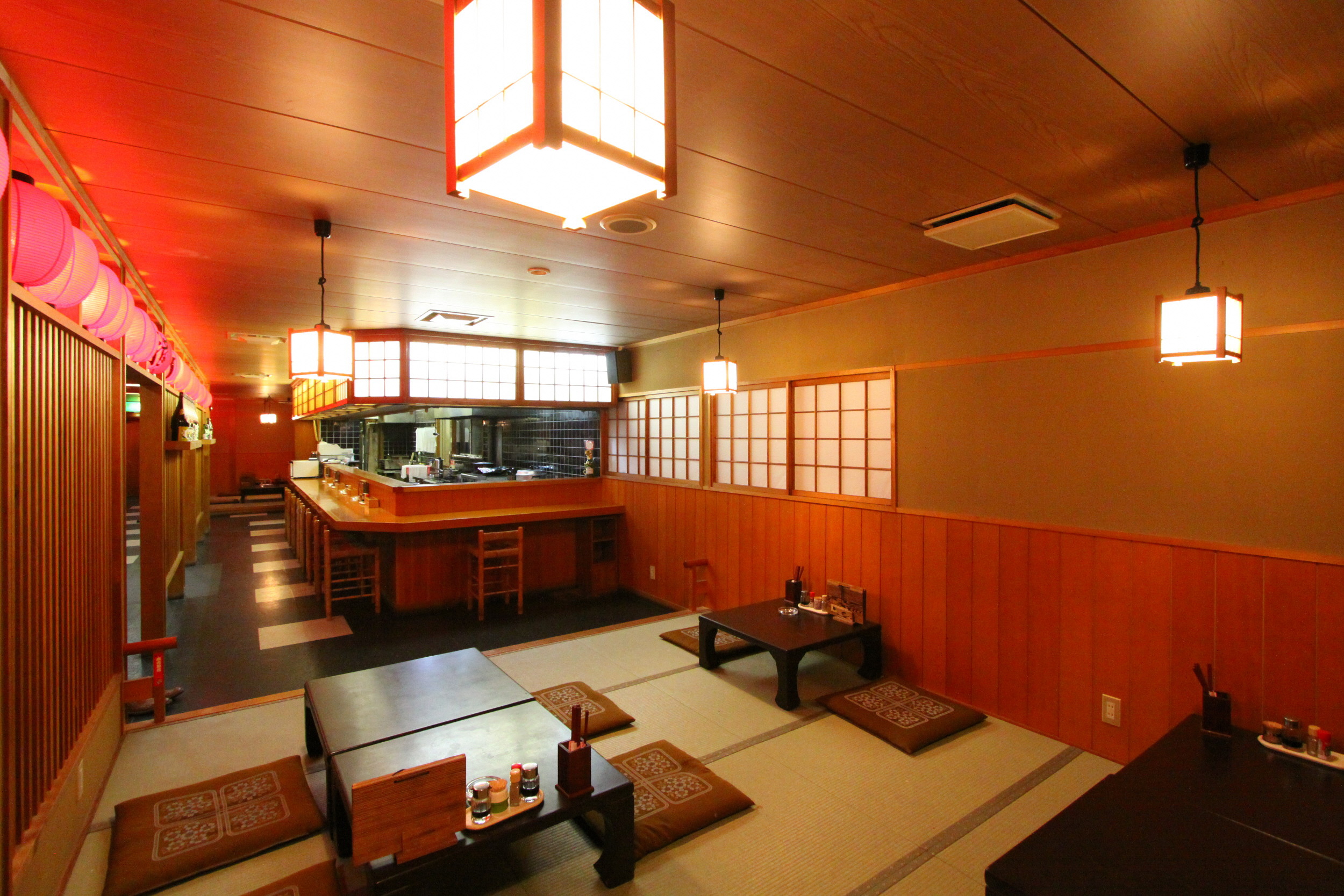 居酒屋　おけさ横丁　（国際佐渡観光ホテル　八幡館内）