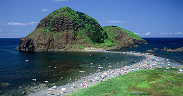 Futatsugame Beach