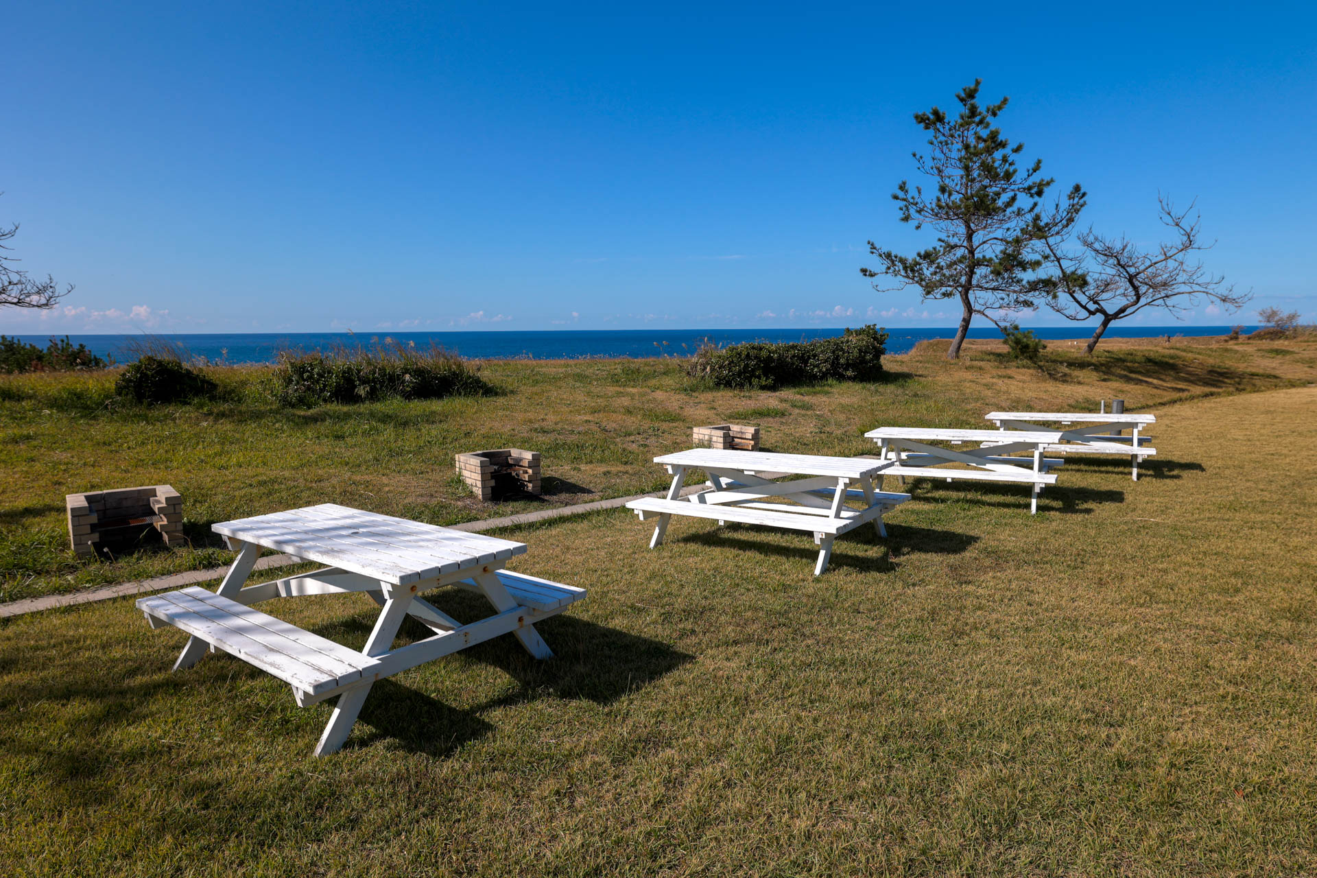 佐渡の美しい海を眺めながら開放的な気分で