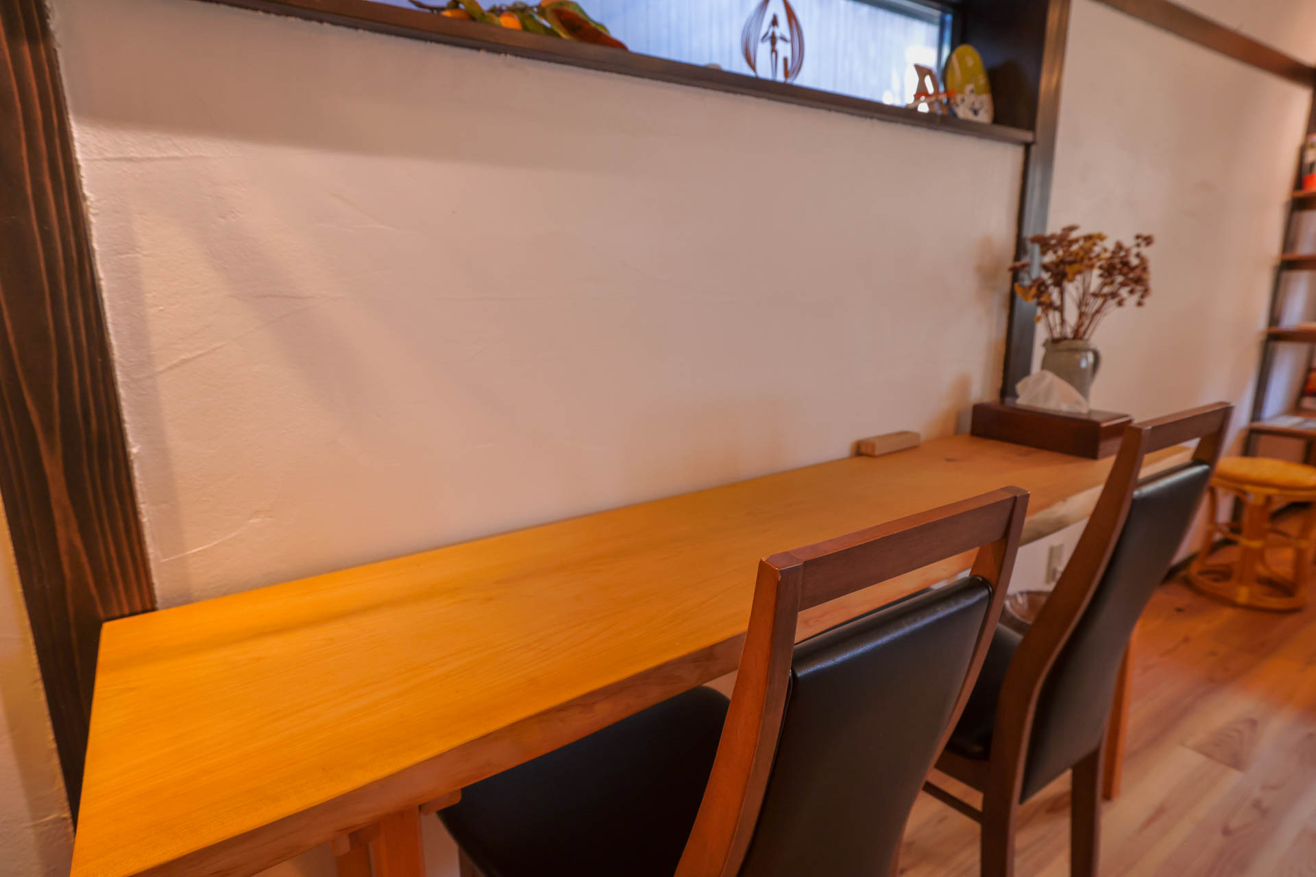 観光で立ち寄った際に気軽に使えるWi-Fi/コンセントなどの設備