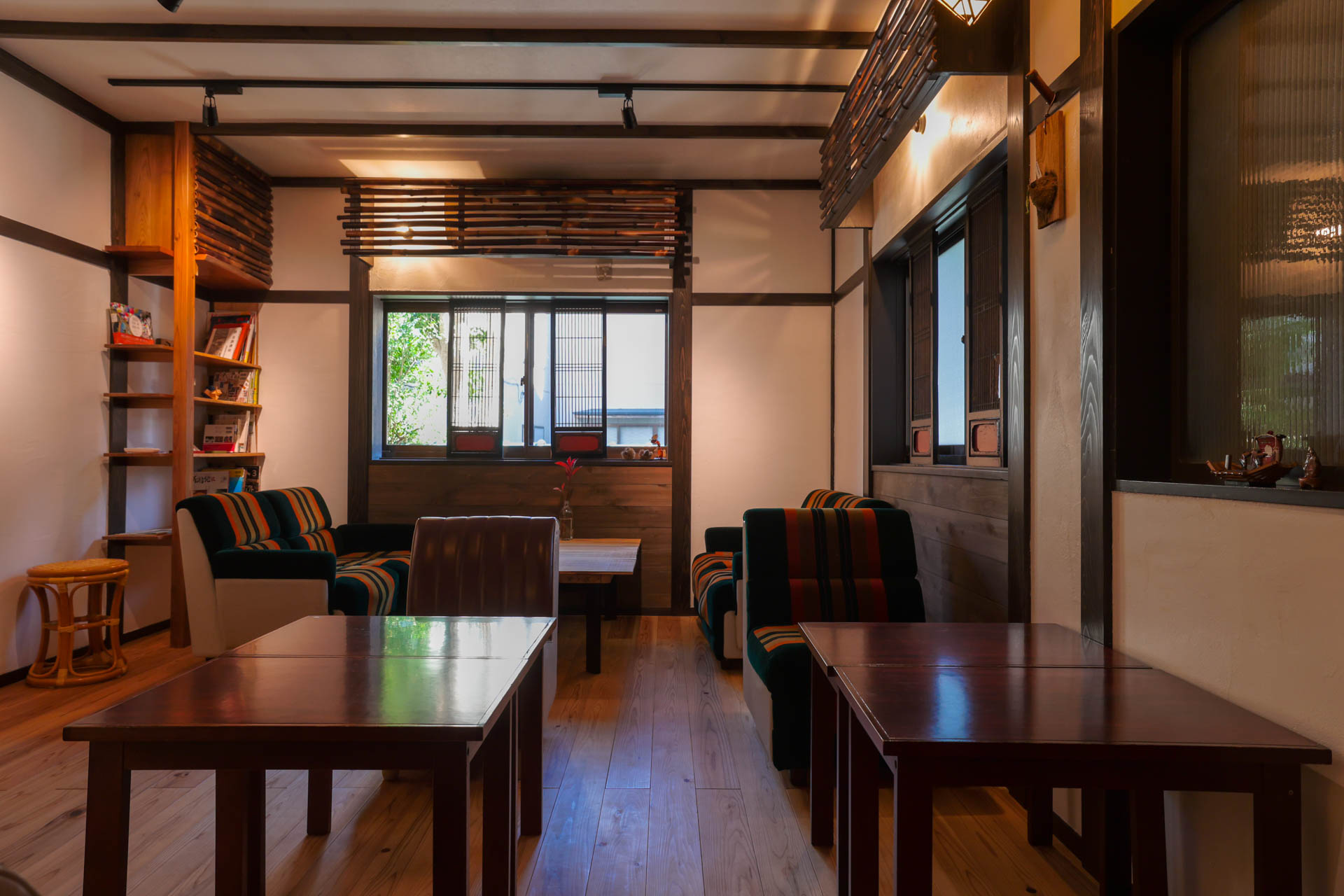 佐渡らしい和を感じられる空間