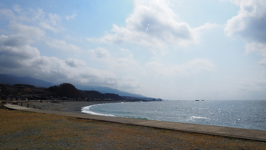 入崎海水浴場